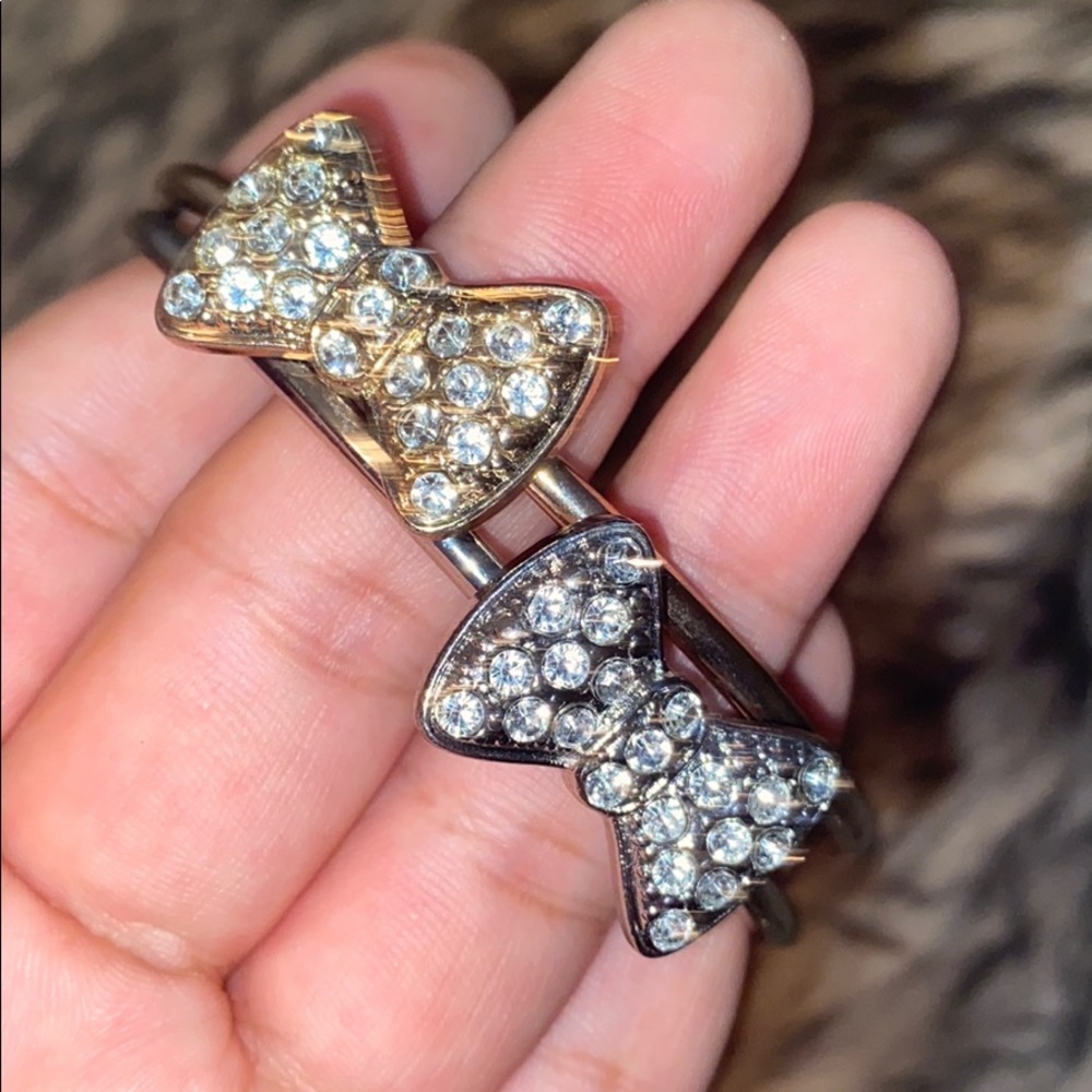 Cute bow bracelets!